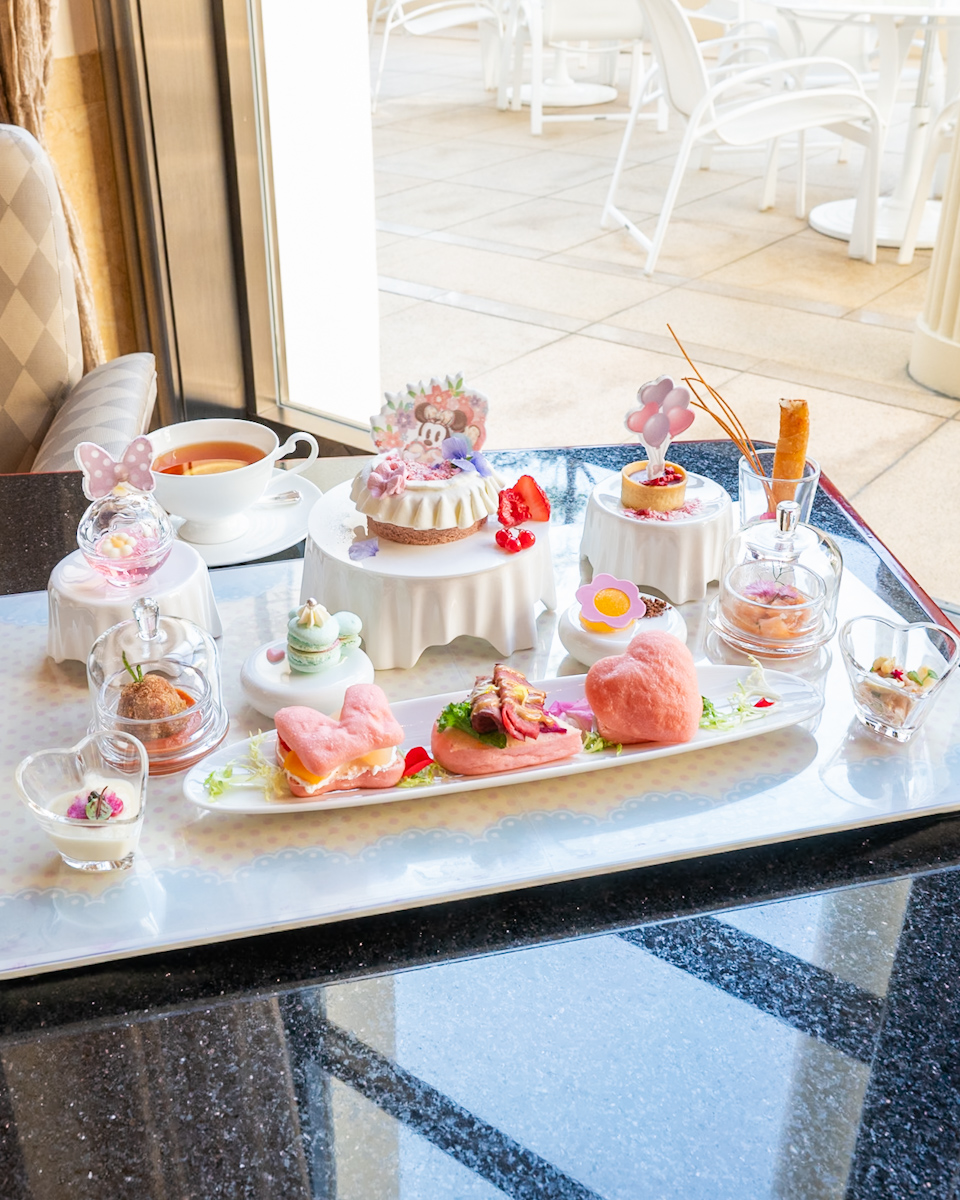 ハイピリオン・ラウンジ“ミニーのスプリング・デイドリーム”プレミアムスウィーツセット紹介