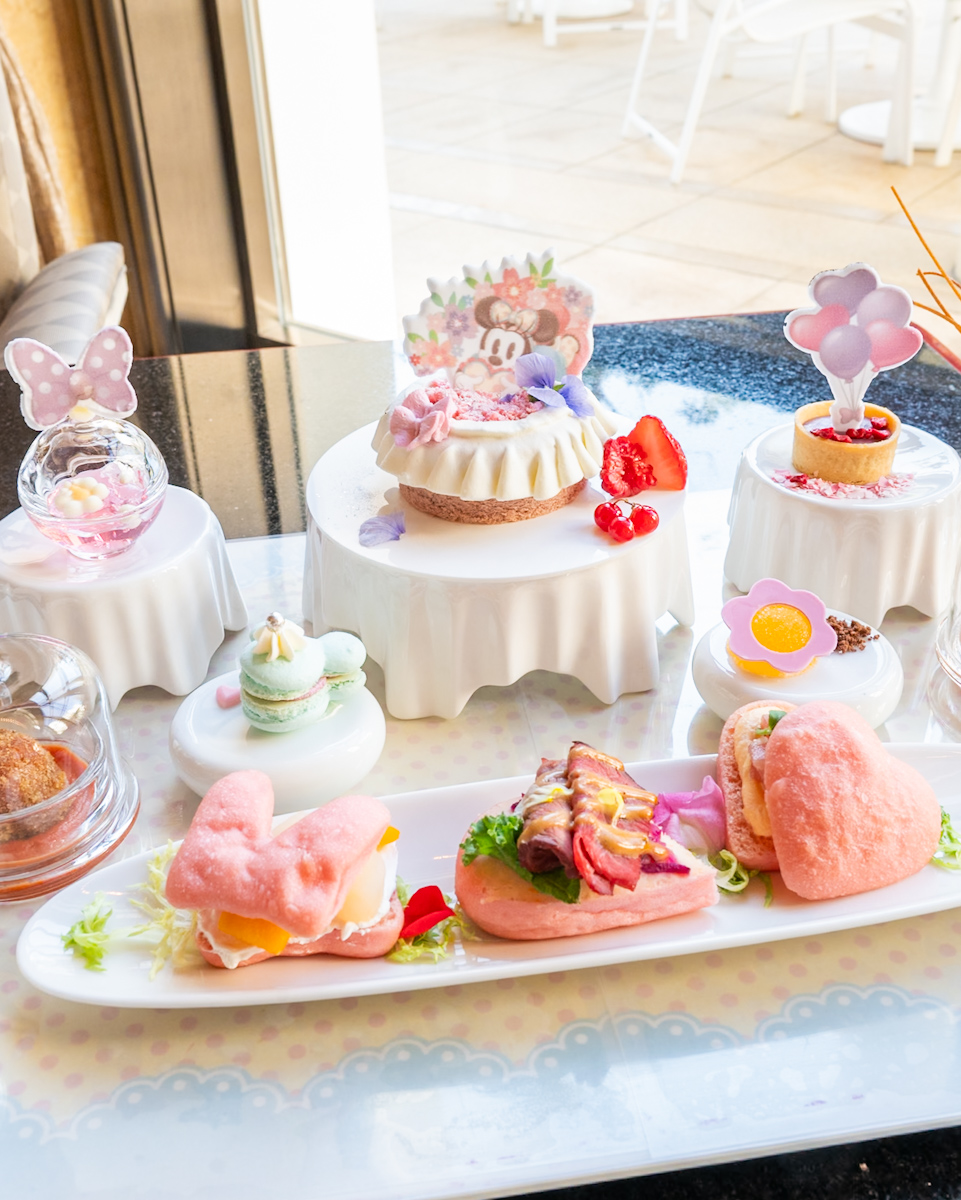 ハイピリオン・ラウンジ“ミニーのスプリング・デイドリーム”プレミアムスウィーツセット紹介
