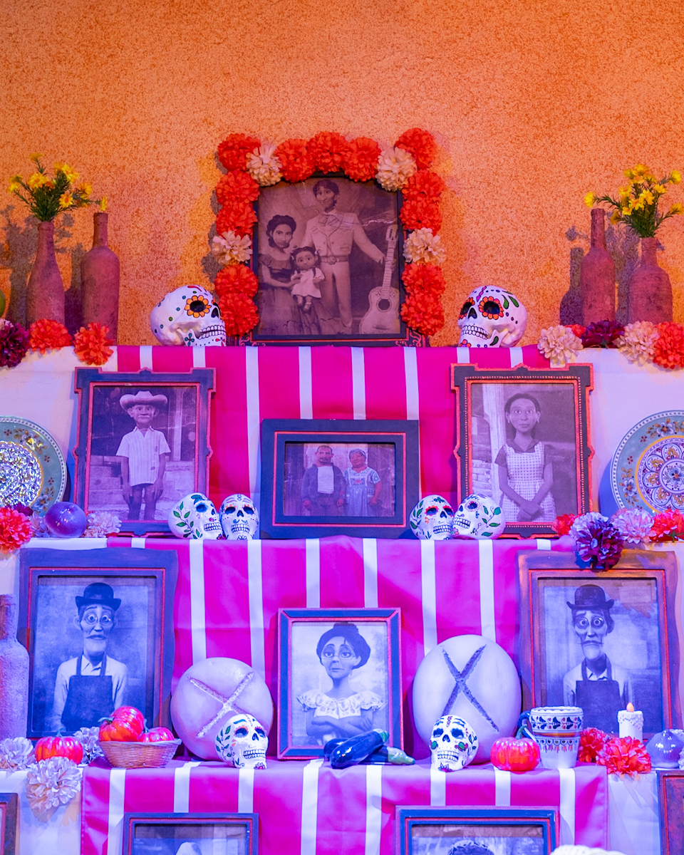 『リメンバー・ミー』ヘクターとイメルダ、ココ