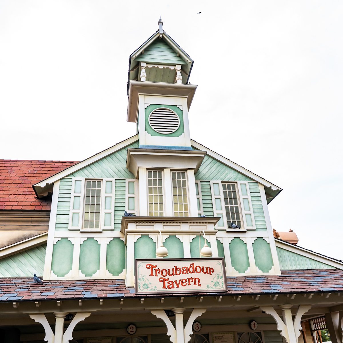 東京ディズニーランド／ファンタジーランド「トルバドールタバン」