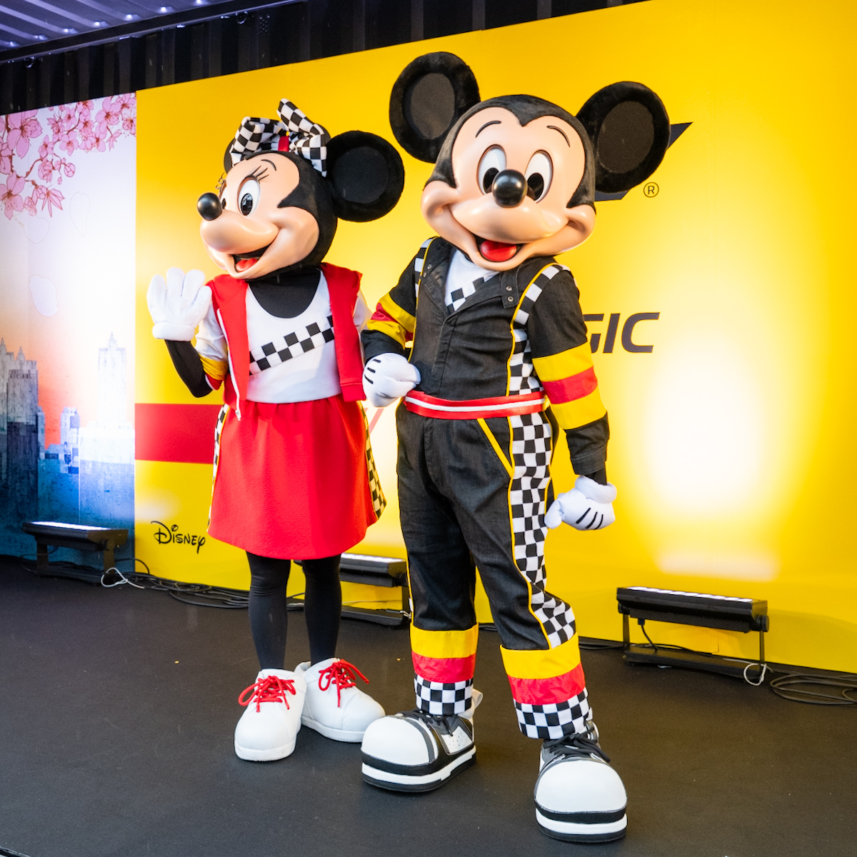 F1コスチュームミッキーマウス、ミニーマウス5