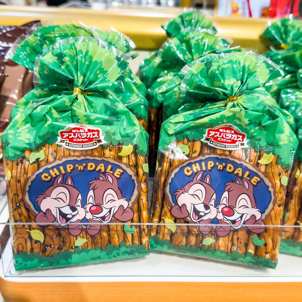 ディズニーストア　アスパラガスビスケット（チップとデールデザインパッケージ）お土産