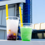 東京ディズニーランド「ソフトランディング」ギャラクティック・ブリーズ（バタフライピーシロップ＆乳酸菌飲料、マンゴー）フローズンドリンク（メロン）