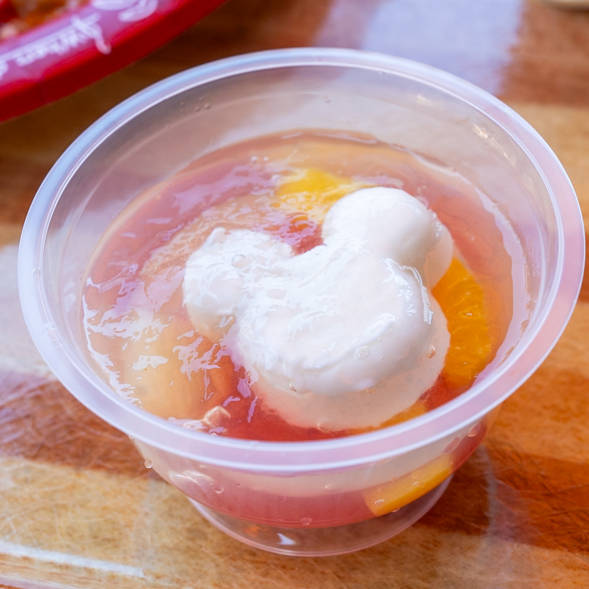 フルーツゼリー、ミルクプリン入り