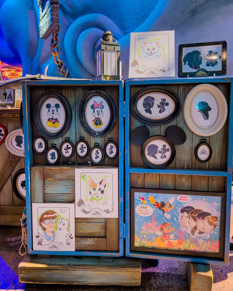 東京ディズニーシー「スリーピーホエール・ショップ（制作物）」カリカチュア（似顔絵）1