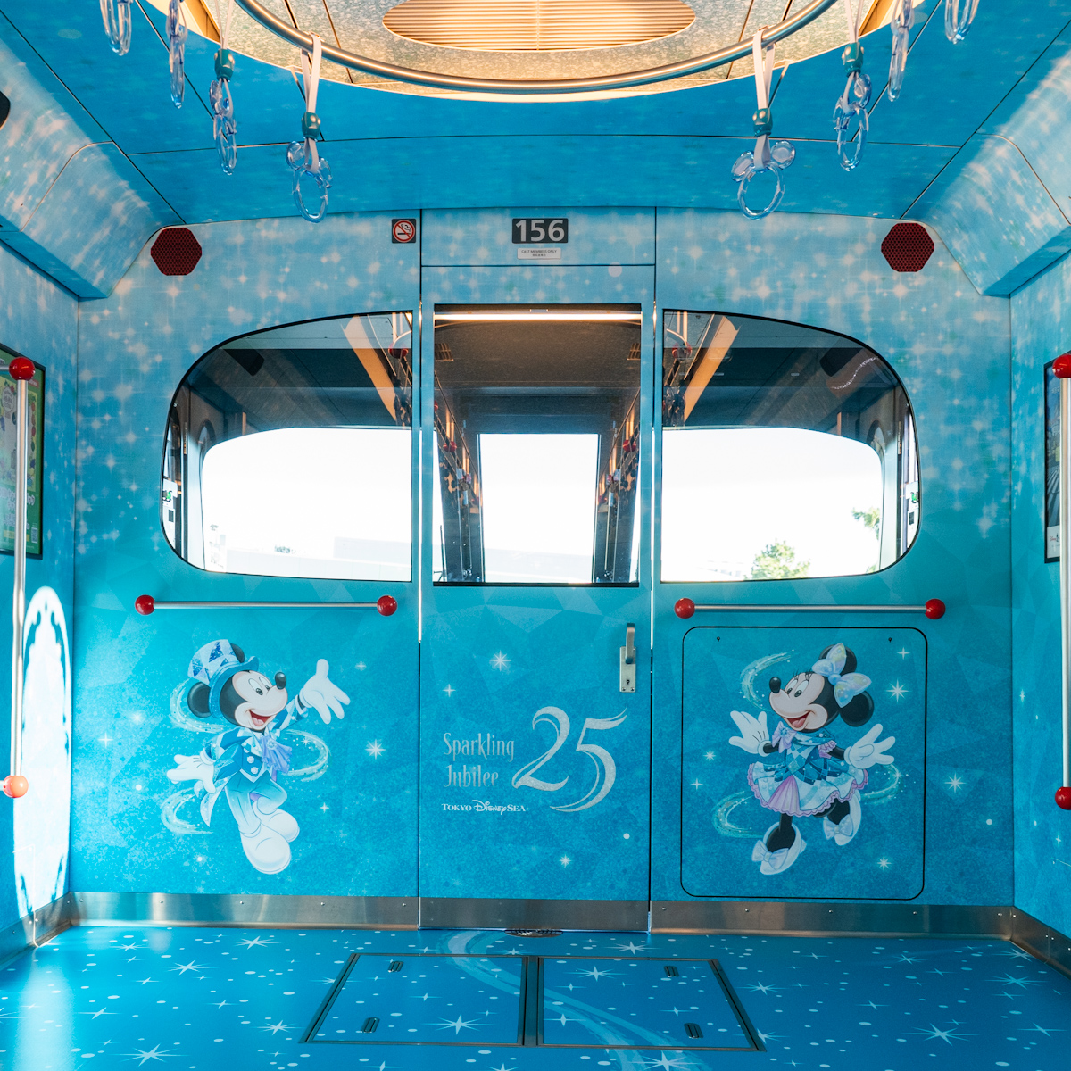 ディズニーリゾートライン「東京ディズニーシー25周年“スパークリング・ジュビリー”ライナー」ミッキー、ミニー