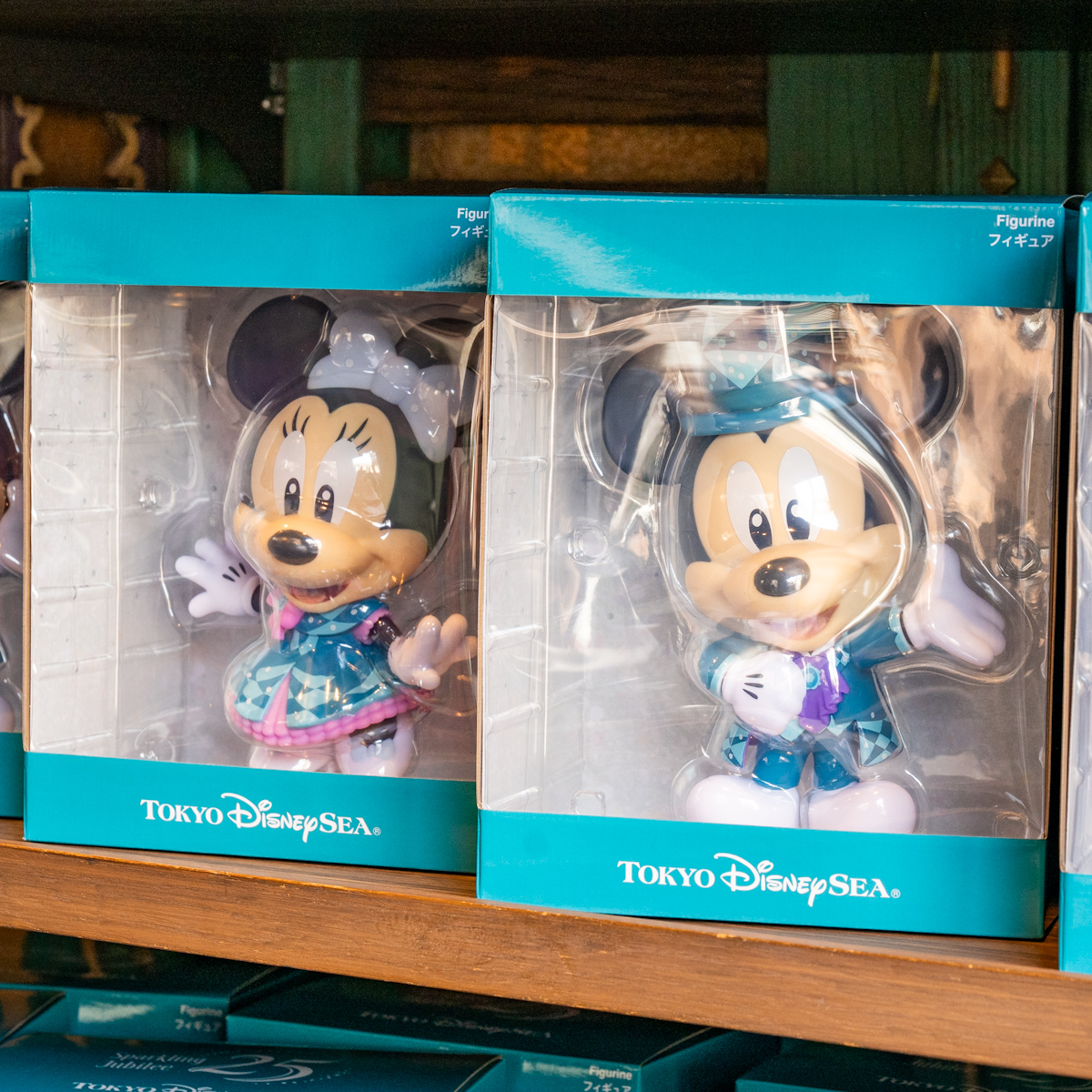 成功景品 25周年衣装のミッキーマウス・ミニーマウスフィギュア