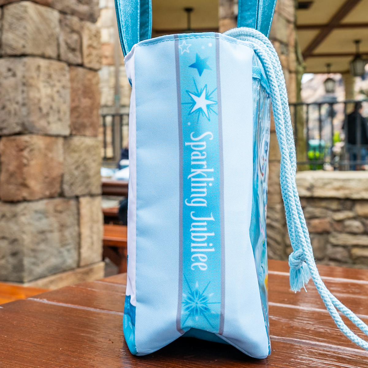 東京ディズニーシー25周年”スパークリング・ジュビリー”スーベニアランチケース　サイド