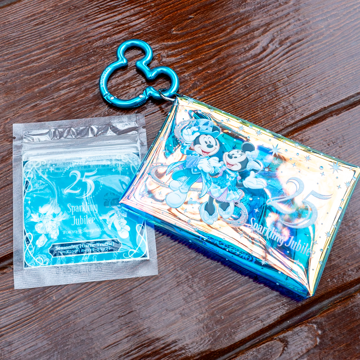「東京ディズニーシー25周年“スパークリング・ジュビリー”」シーズニング（ガーリック・トリュフ）、スーベニアケース付き