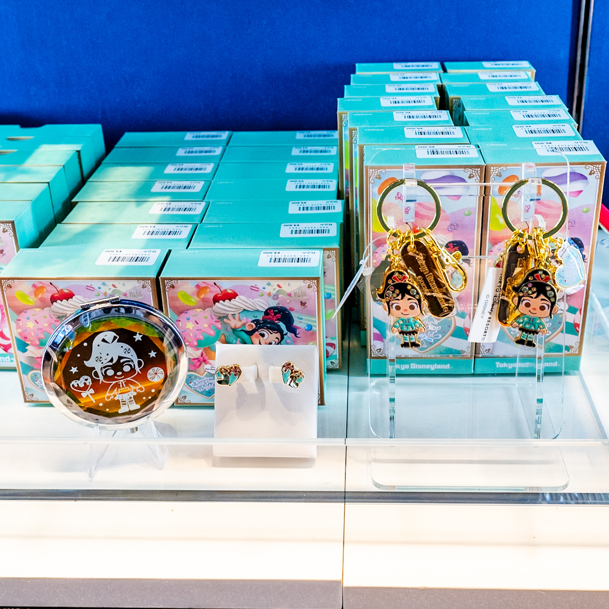 東京ディズニーランド「ディズニー・パルパルーザ”ヴァネロペのスウィーツ・ポップ・ワールド”」ガラスグッズ・お土産