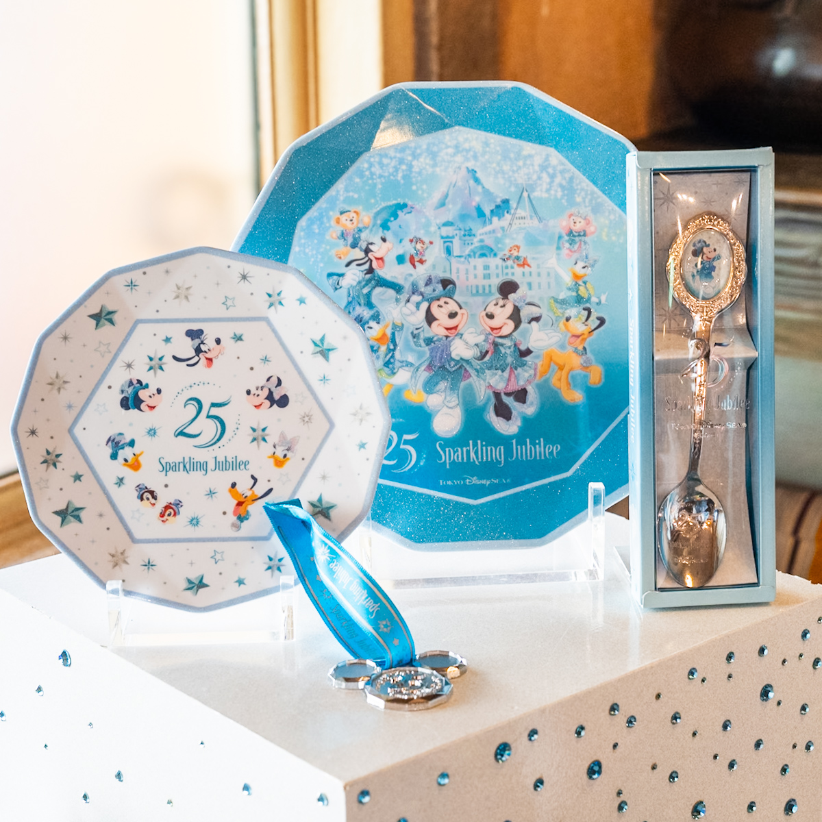 「東京ディズニーシー25周年“スパークリング・ジュビリー”」スペシャルスーベニアプレート1