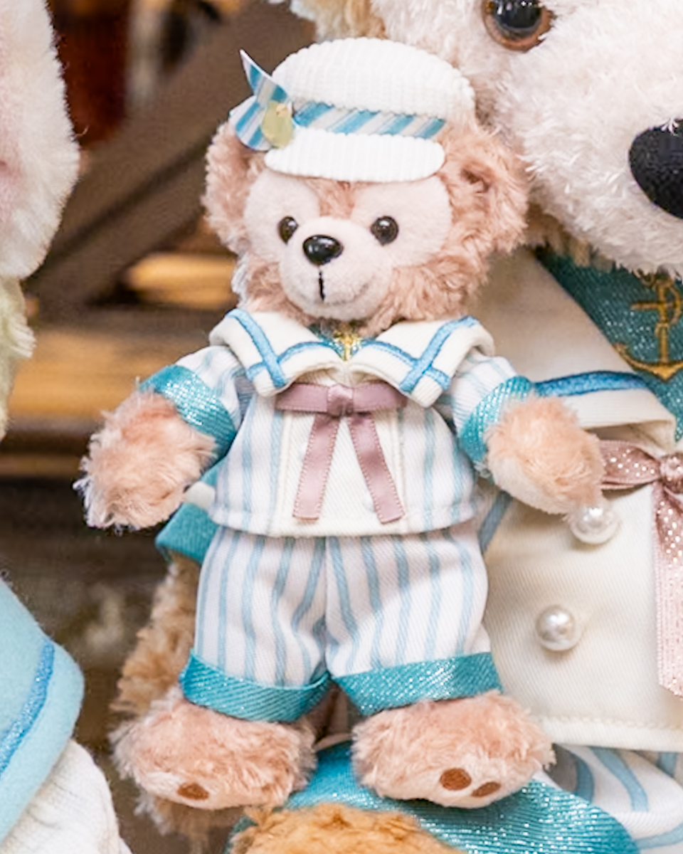 ダッフィーぬいぐるみバッジ