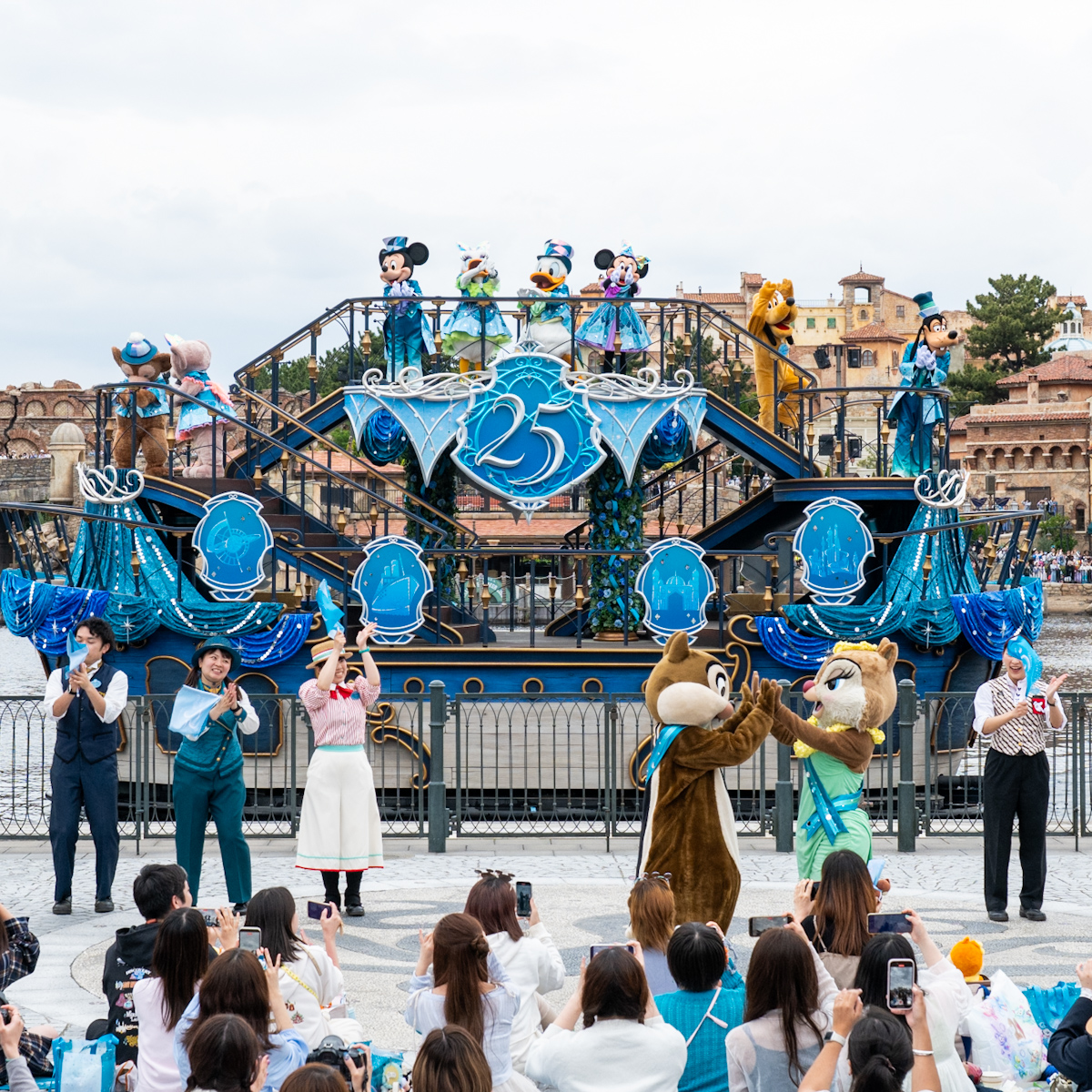 東京ディズニーシー25周年”スパークリング・ジュビリー”エンターテイメント「スパークリング・ジュビリー・セレブレーション」5