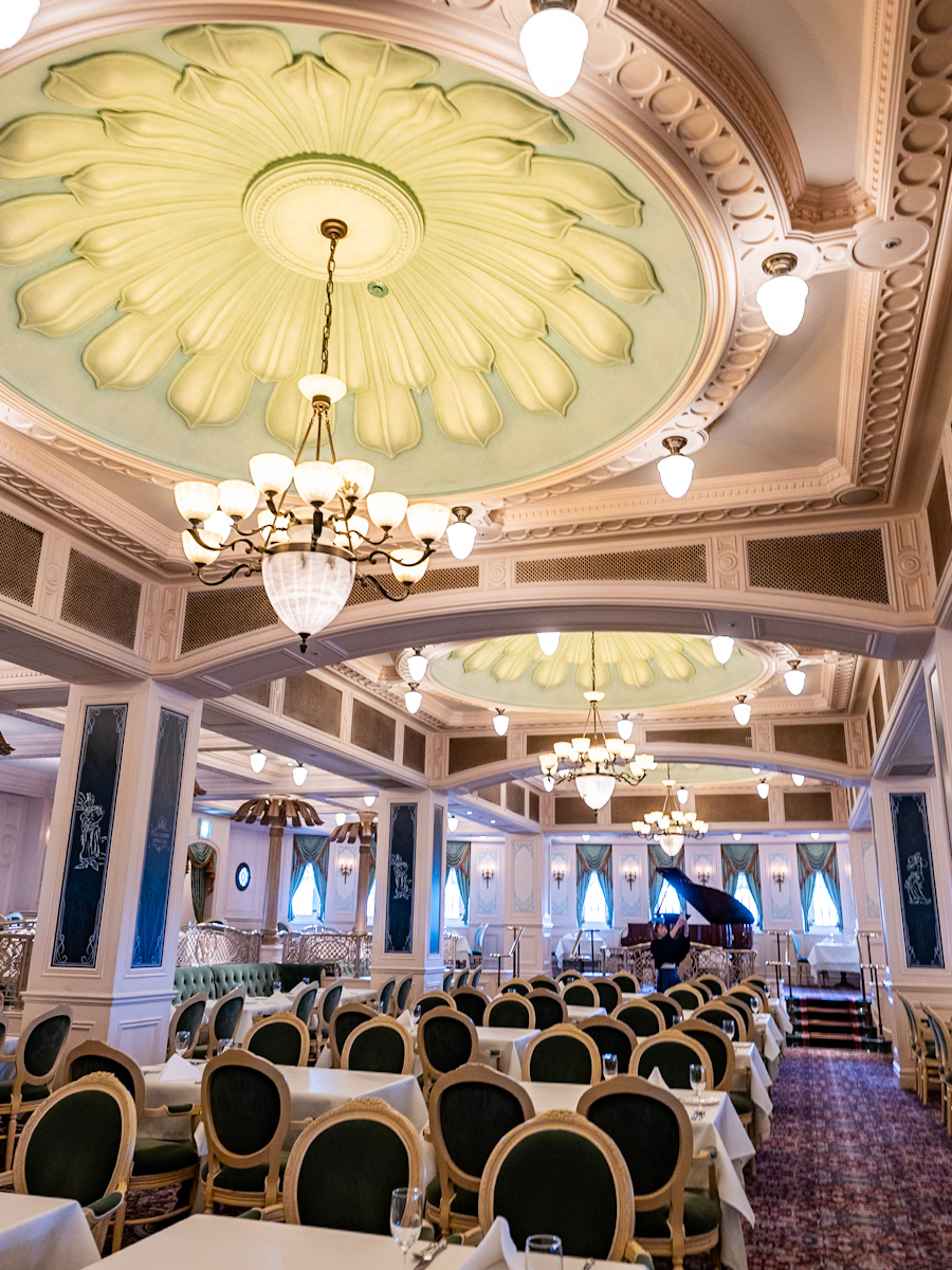 S.S.コロンビア・ダイニングルーム　ジュビリーガラ