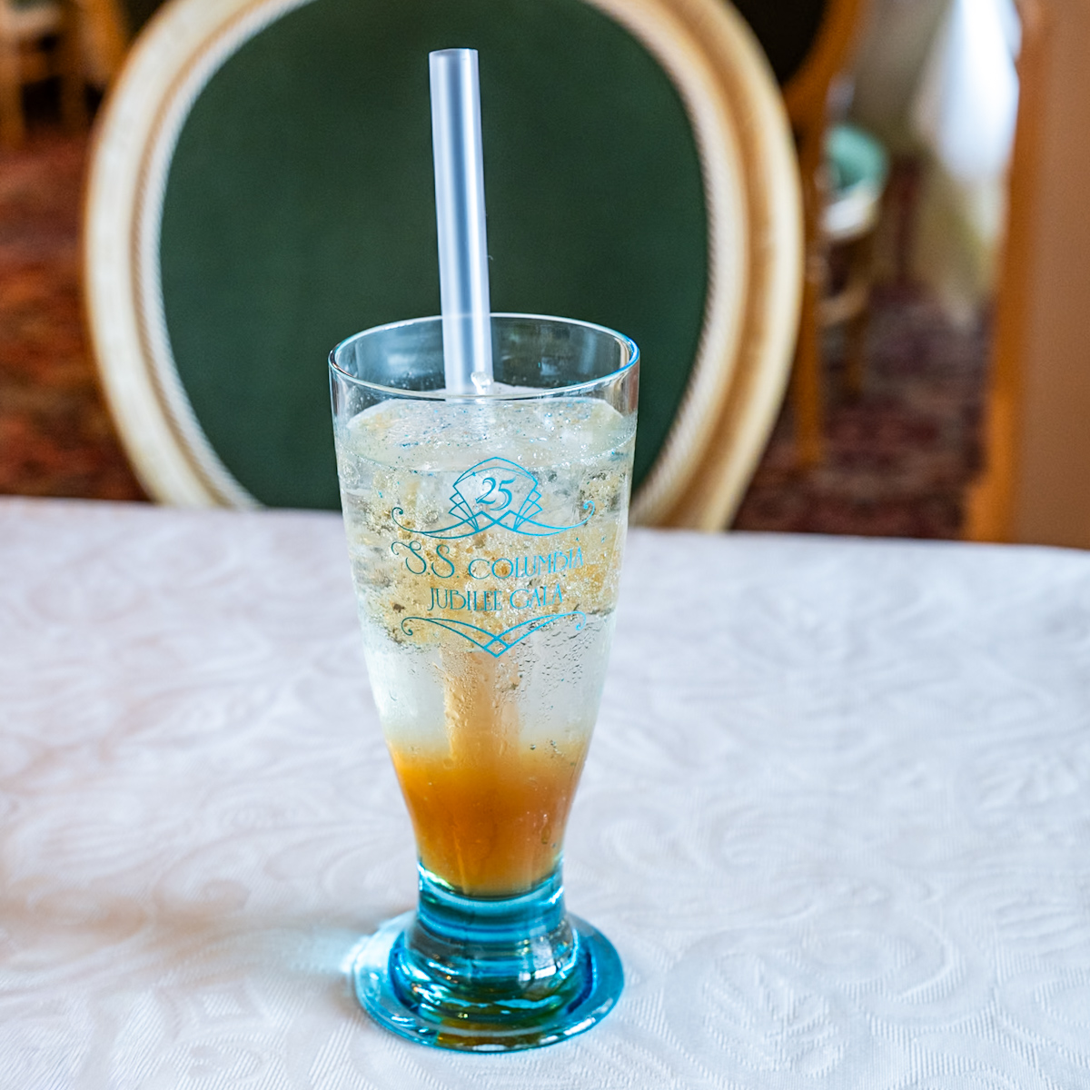 スパークリングドリンク（梅＆櫻シロップ）