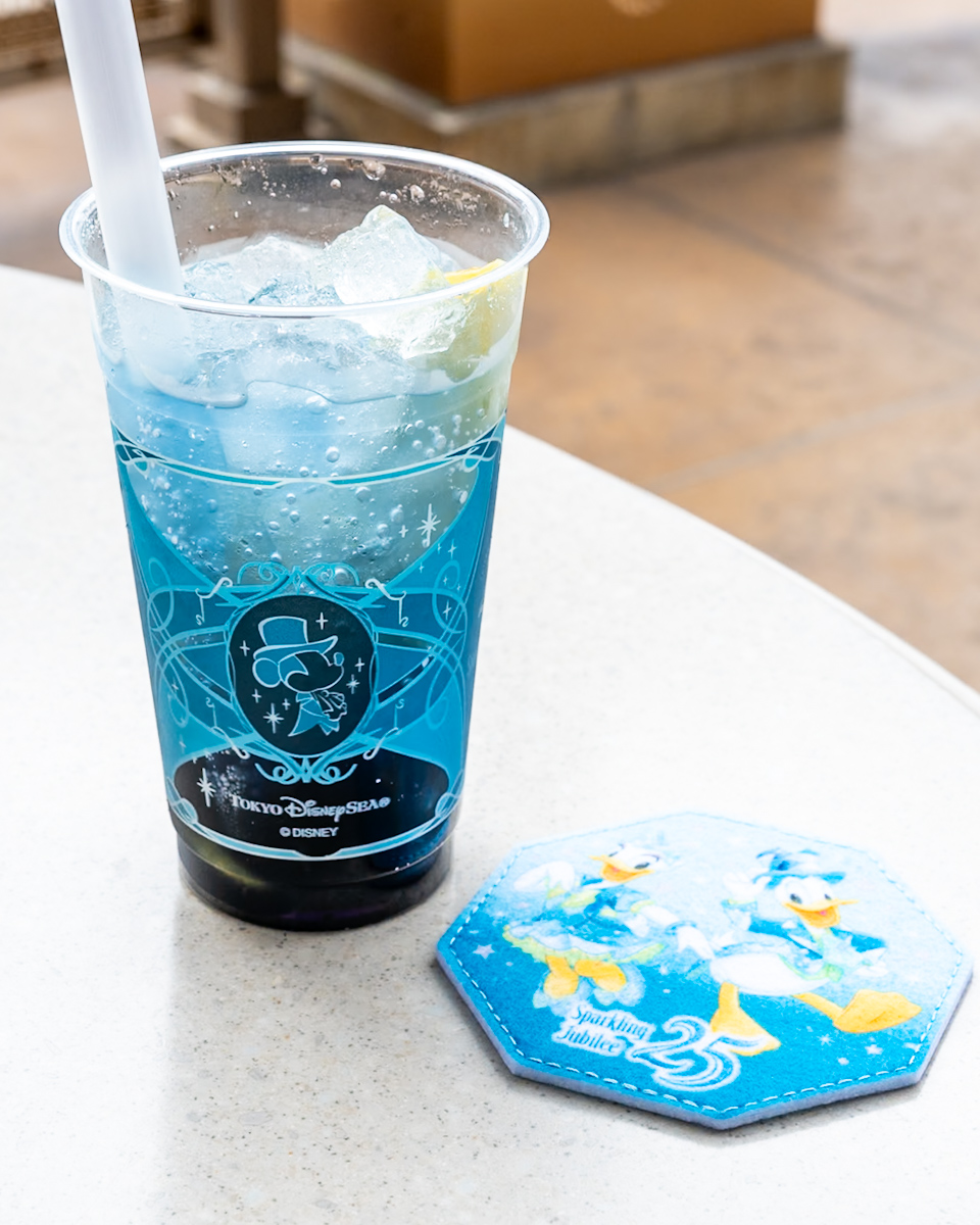 レモネード（ブルーシロップ＆バタフライピー）