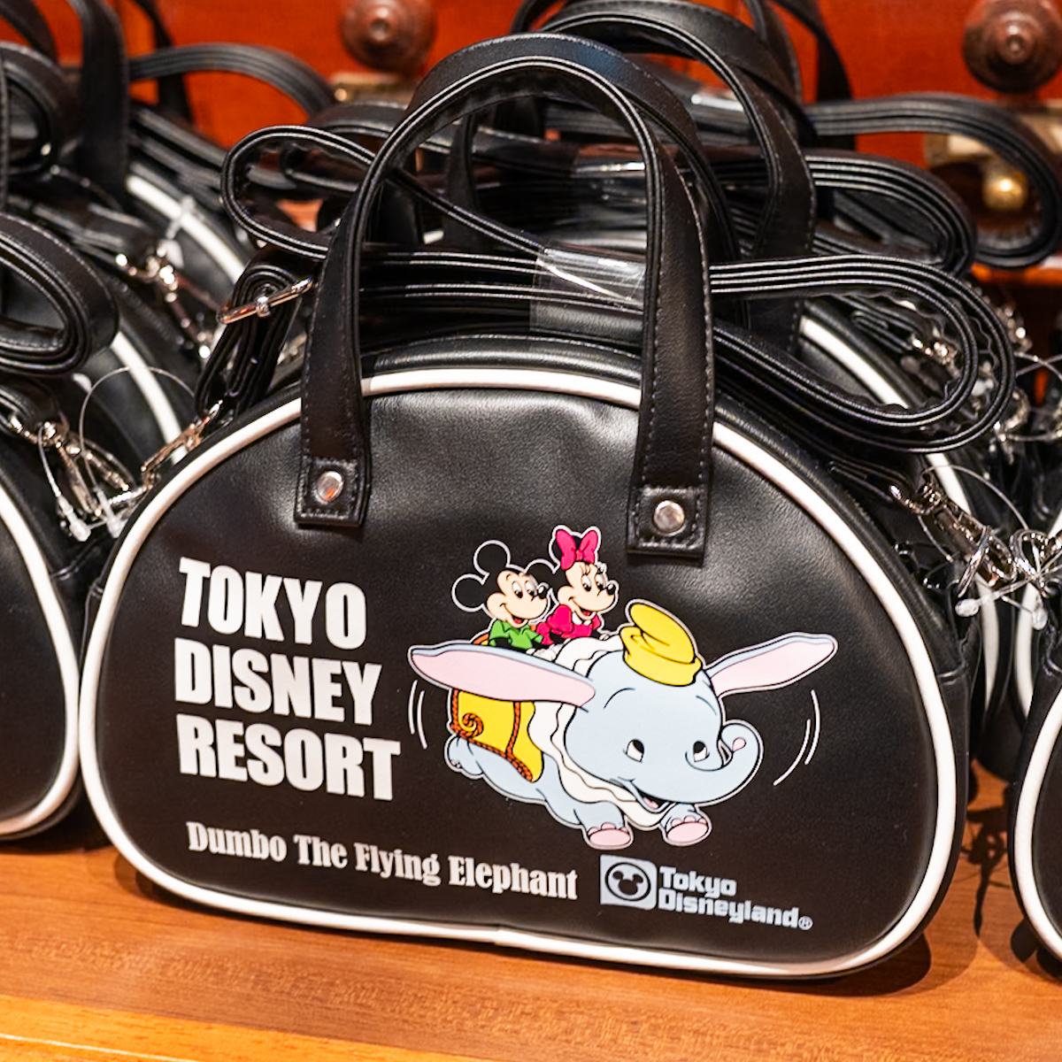 東京ディズニーランド　ショルダーバッグお土産

