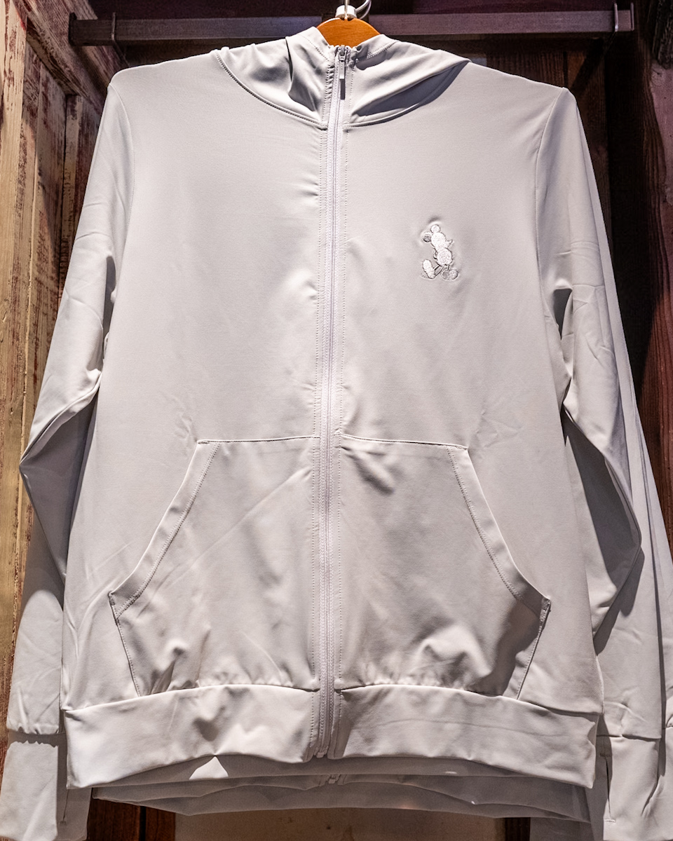 東京ディズニーリゾートミッキーパーカー（UVカット）1