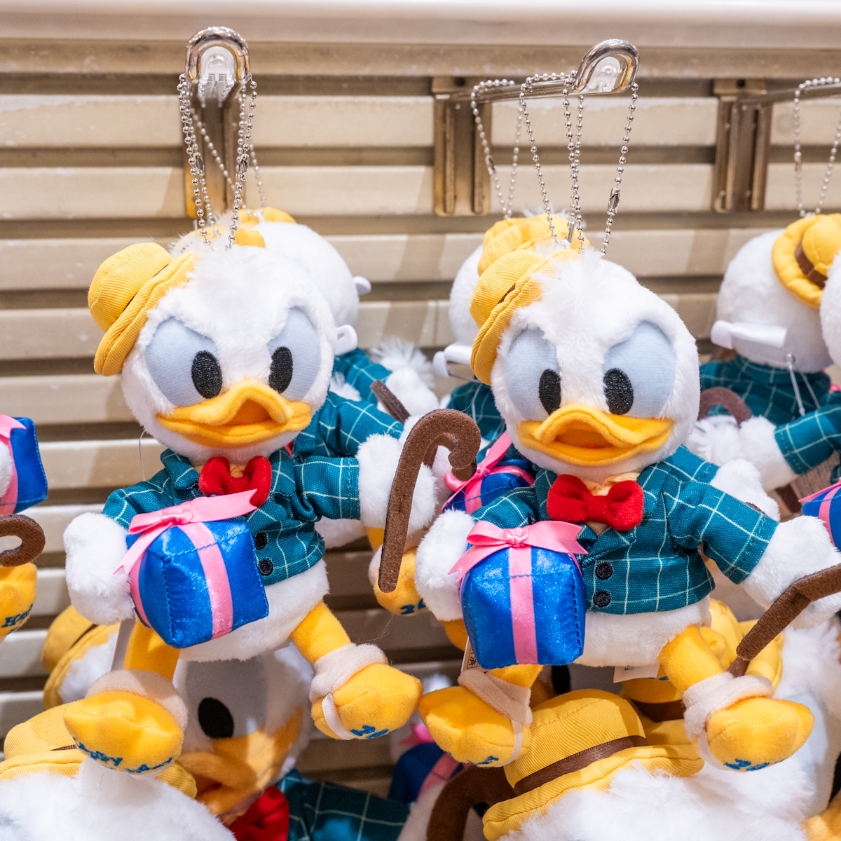 東京ディズニーリゾート「ドナルドダック」2026お誕生日グッズ　ぬいぐるみバッジ1