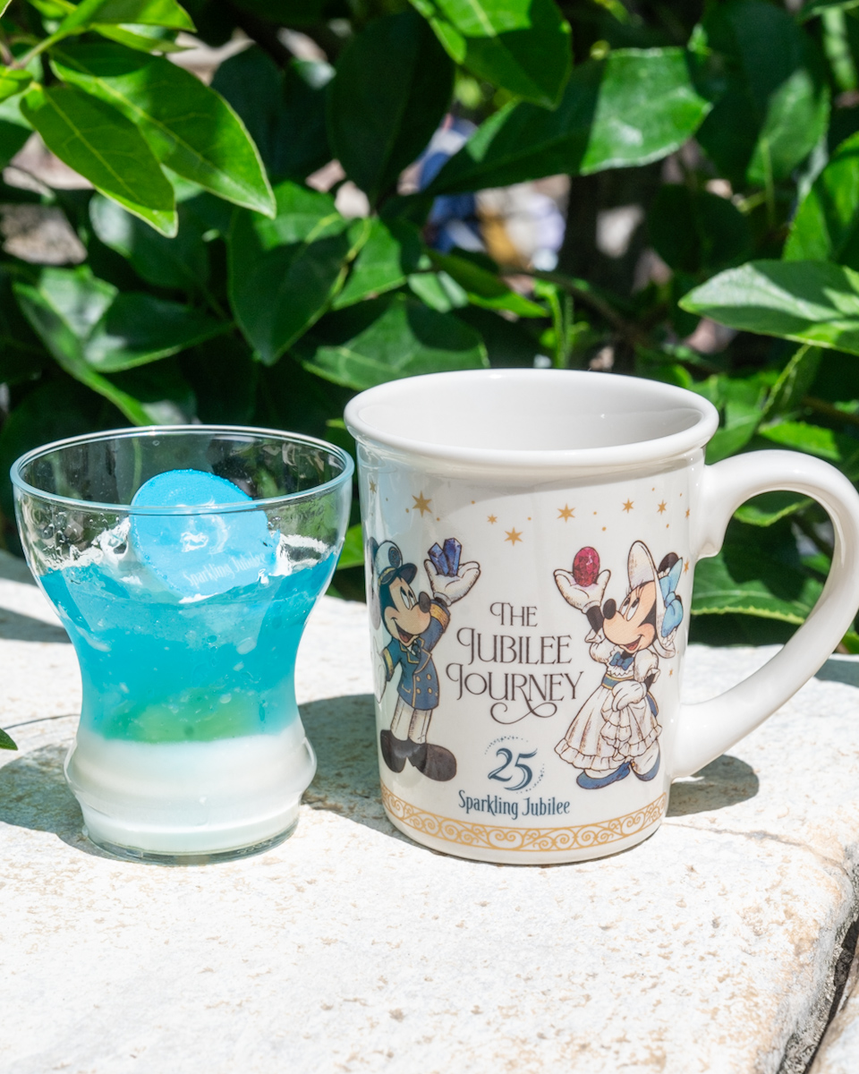 東京ディズニーシー25周年”スパークリング・ジュビリー”ミルクムース＆アップル・ソーダゼリー