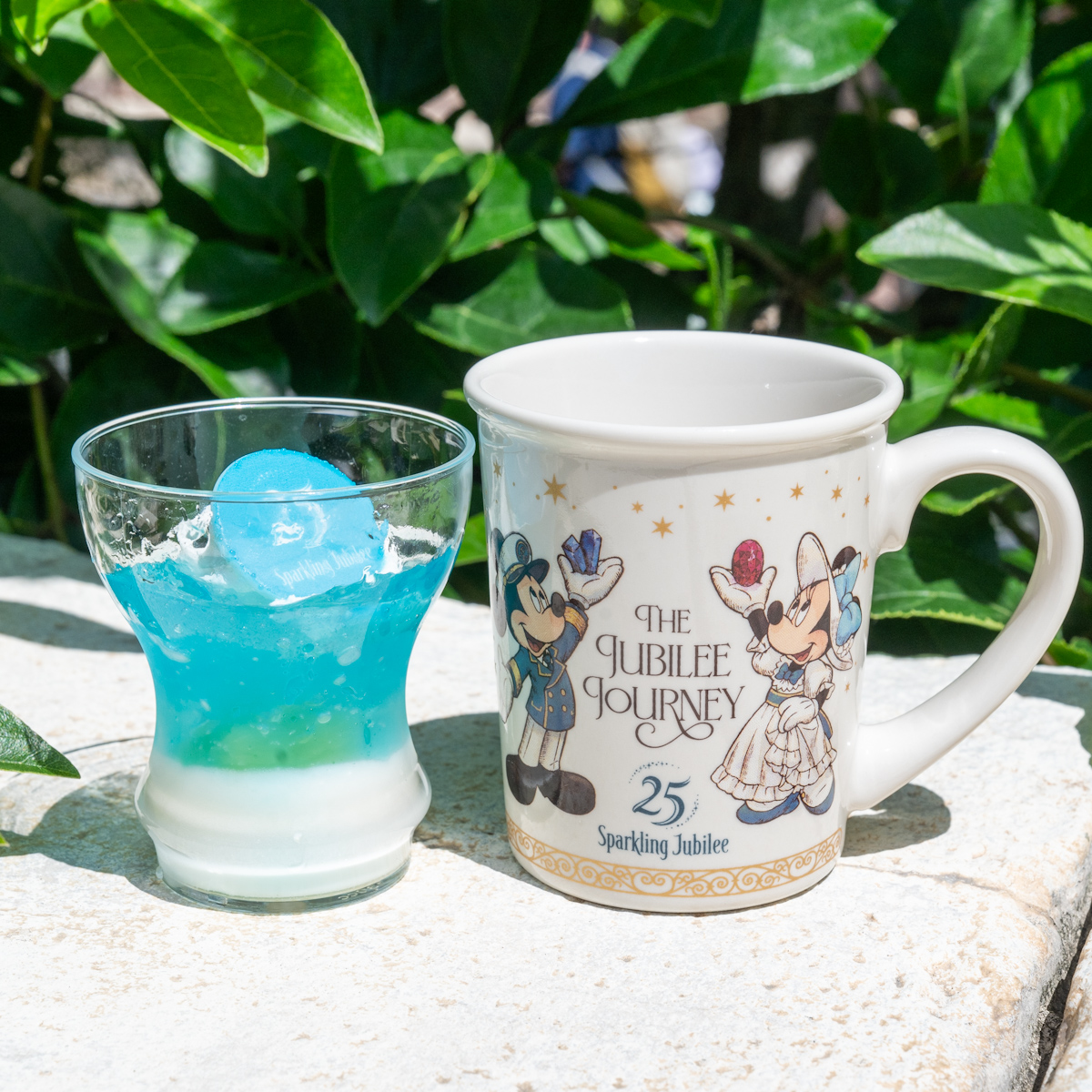 東京ディズニーシー25周年”スパークリング・ジュビリー”ミルクムース＆アップル・ソーダゼリー、スーベニアカップ付き6