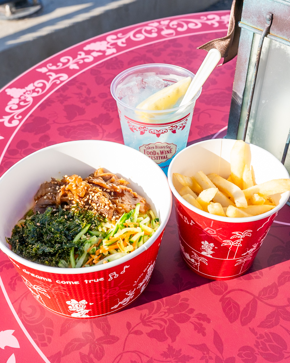 牛カルビと韓国のりの冷やし麺（塩レモン）