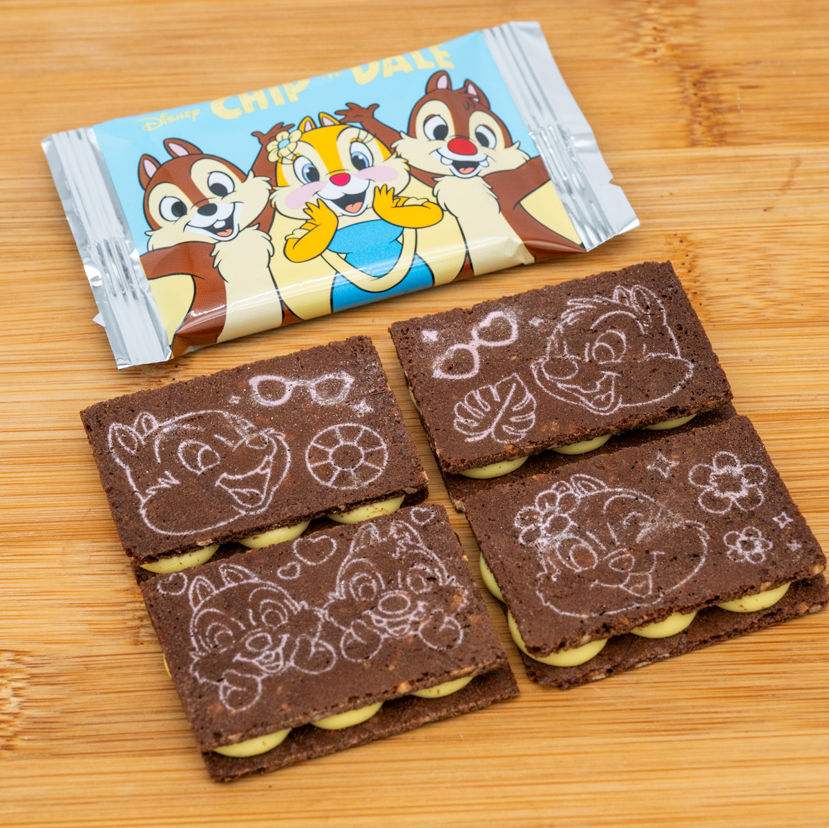 チップ＆デール＆クラリスお菓子の絵柄