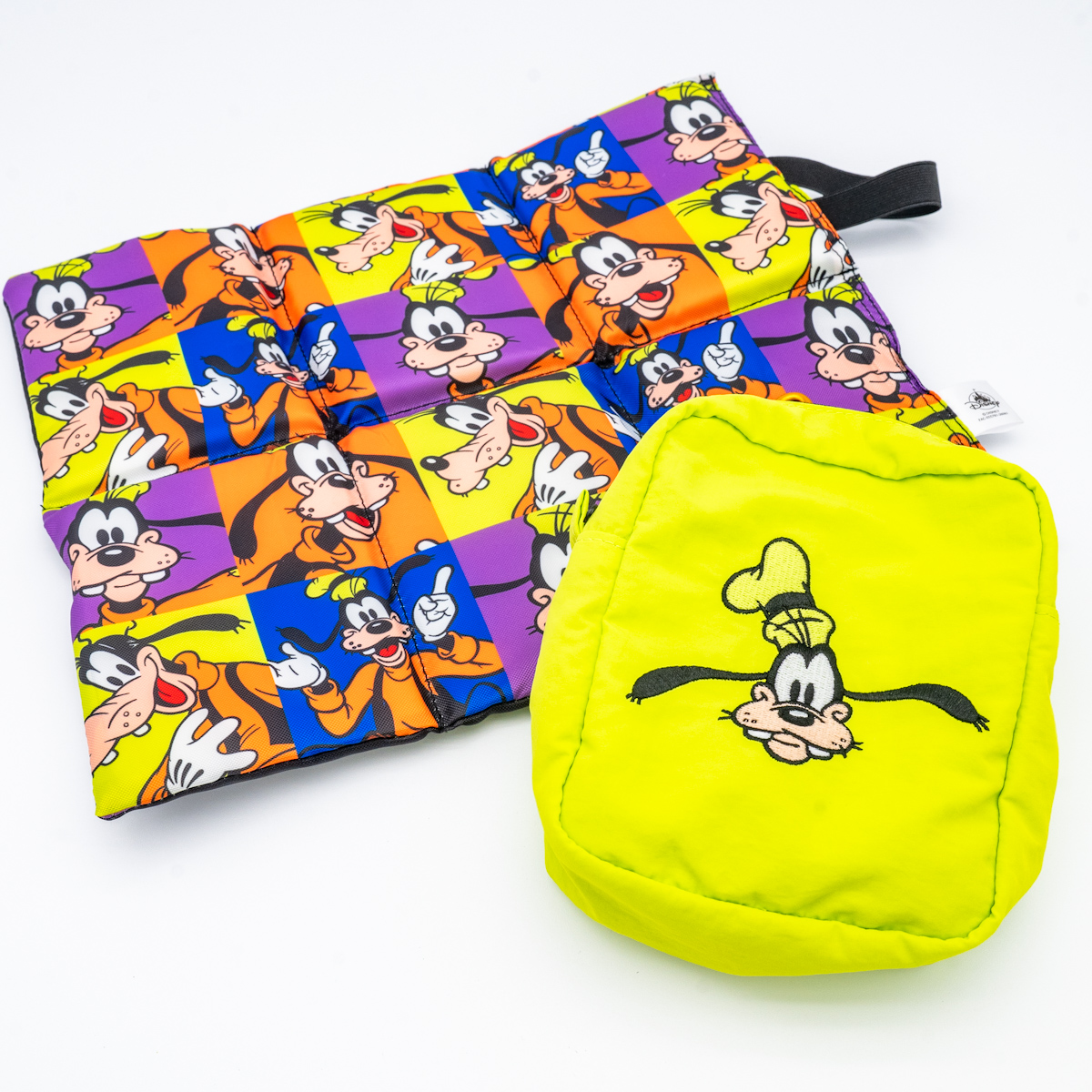 グーフィー シートクッション ポーチ入り カラビナ付き GOOFY FASHION 2026