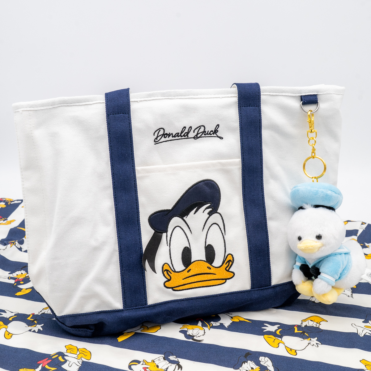ドナルド トートバッグ 保冷 DONALD FASHION 2026　ぬいぐるみキーチェーン