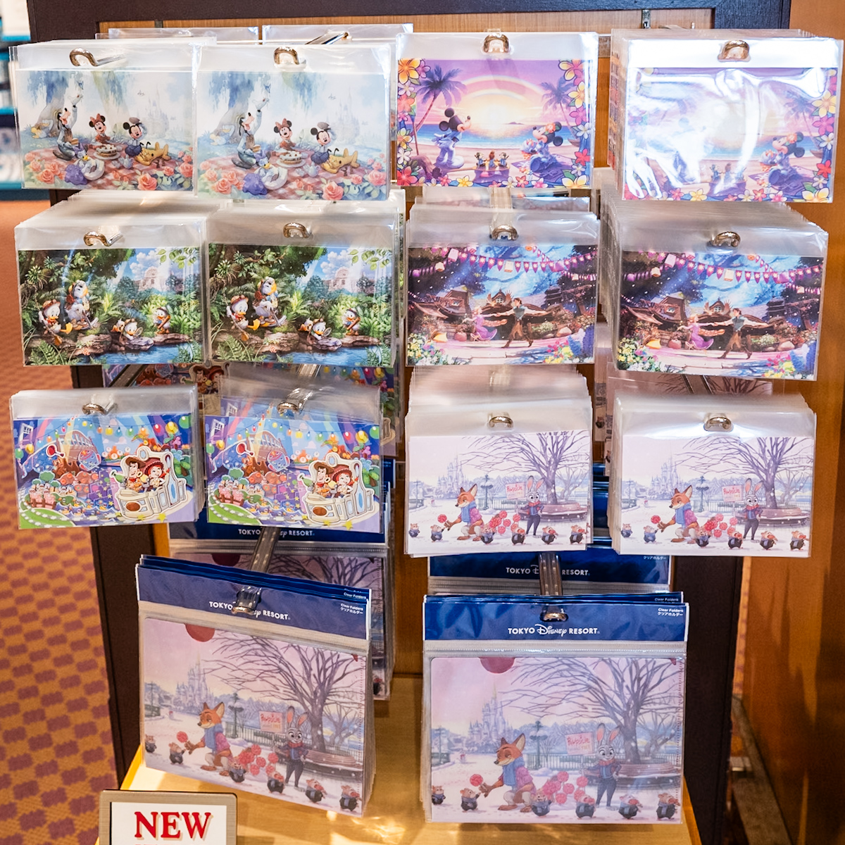 東京ディズニーリゾート ポストカード、クリアホルダー2026デザイン