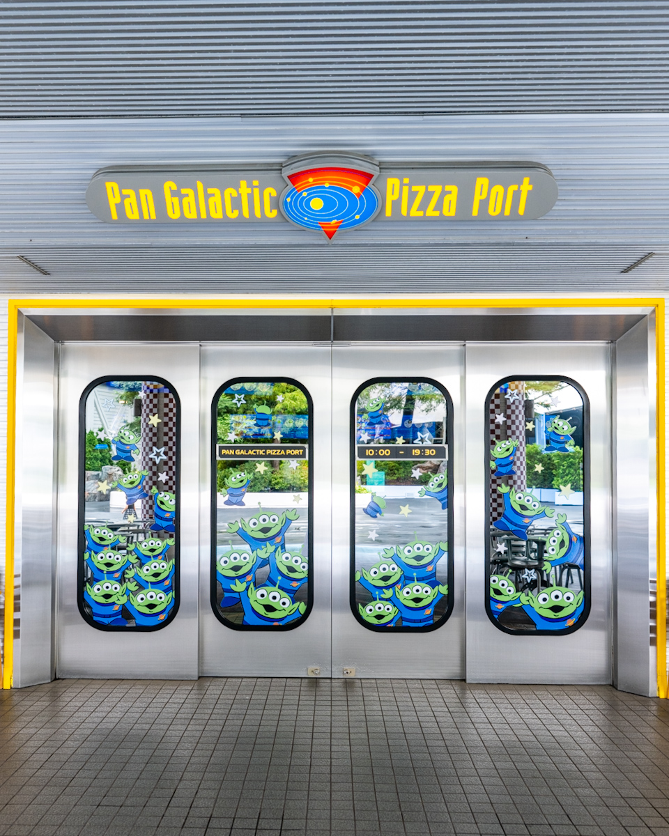 東京ディズニーランド「パン・ギャラクティック・ピザ・ポート」”ファンタイム・ウィズ・トイ・ストーリー5”リトルグリーンメン1