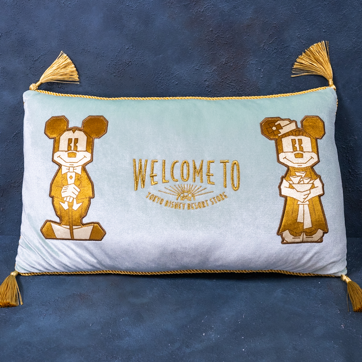【東京ディズニーリゾート店限定】ミッキー&ミニー クッション 東京ディズニーリゾート店リニューアルオープン1周年記念