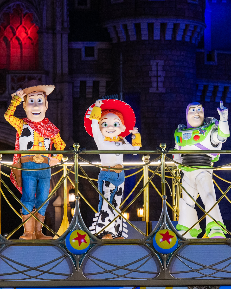東京ディズニーランド、「”ファンタイム・ウィズ・トイ・ストーリー5”プライベート・イブニング・パーティー」一夜限りのグリーティングパレード