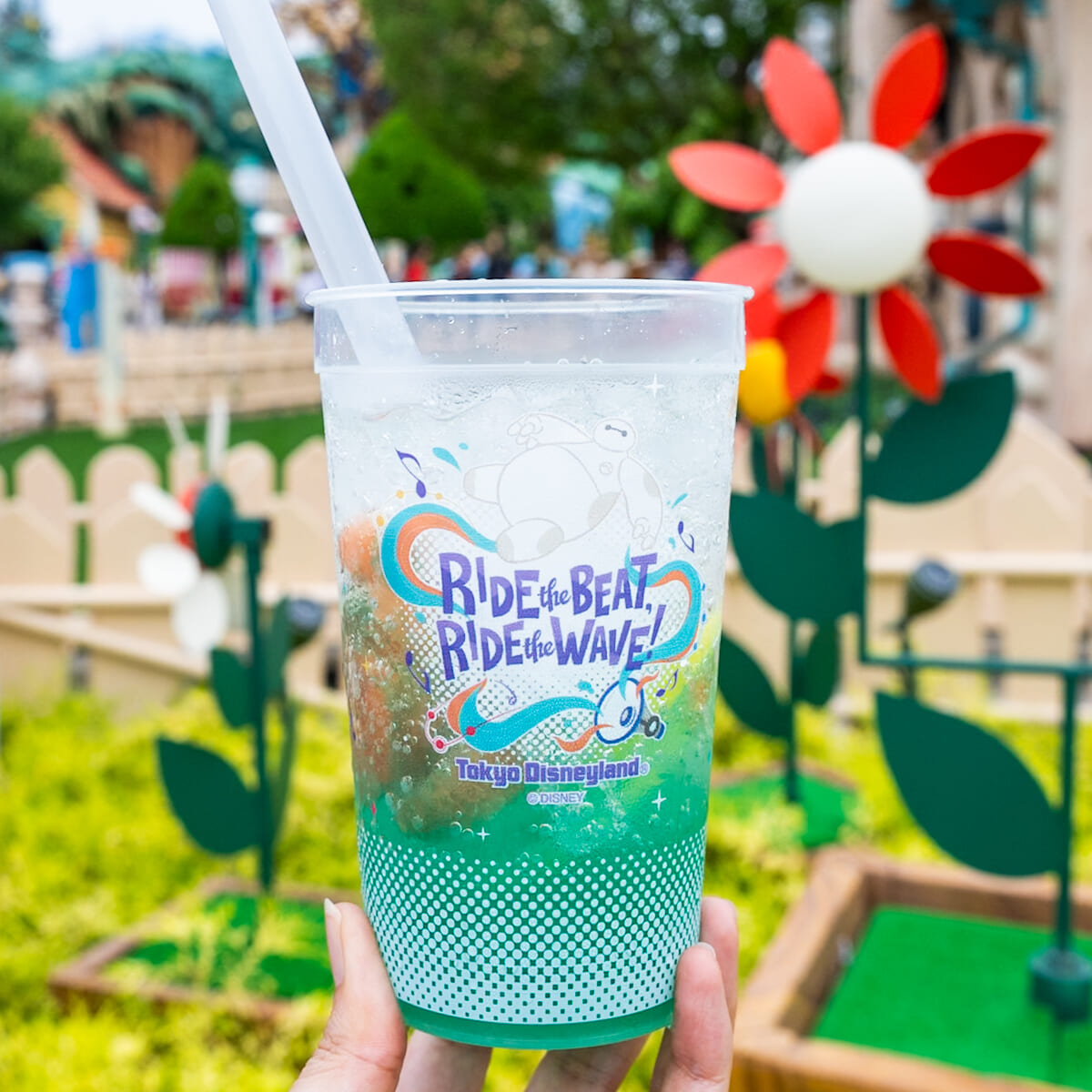 東京ディズニーランド「サマー・クールオフ at Tokyo Disney Resort」スパークリングドリンク（シトラス＆マスカット）