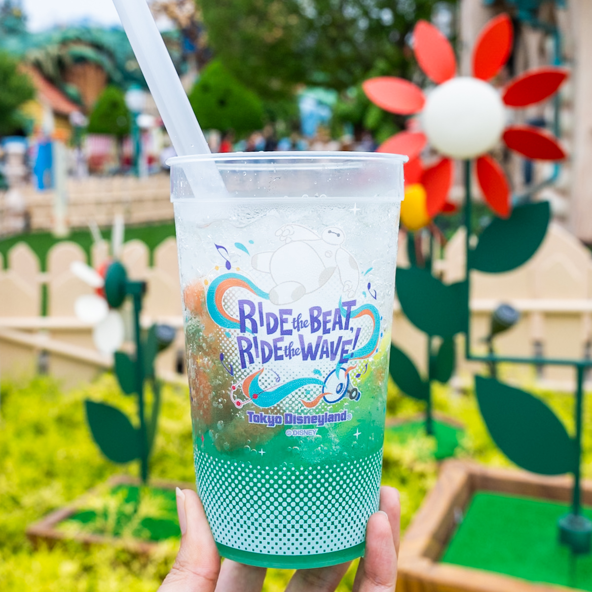 東京ディズニーランド「サマー・クールオフ at Tokyo Disney Resort」スパークリングドリンク（シトラス＆マスカット）